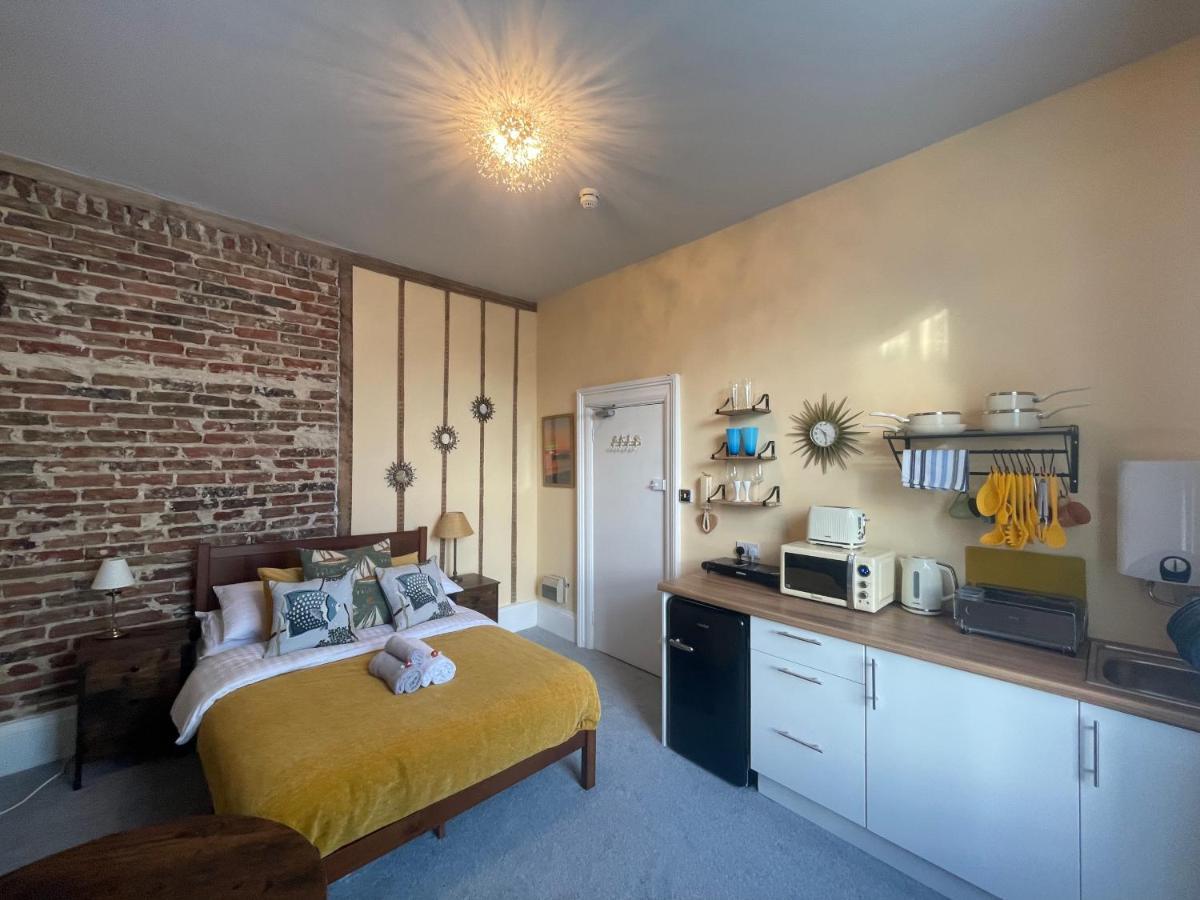 Sun Shack Apartment Brighton ภายนอก รูปภาพ